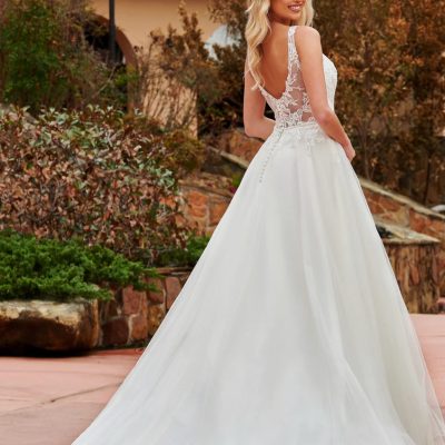 Rachel Allan RB2162 - Ivory size 18 - Ex sample.