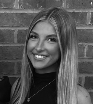 Sophie – Junior Bridal Stylist